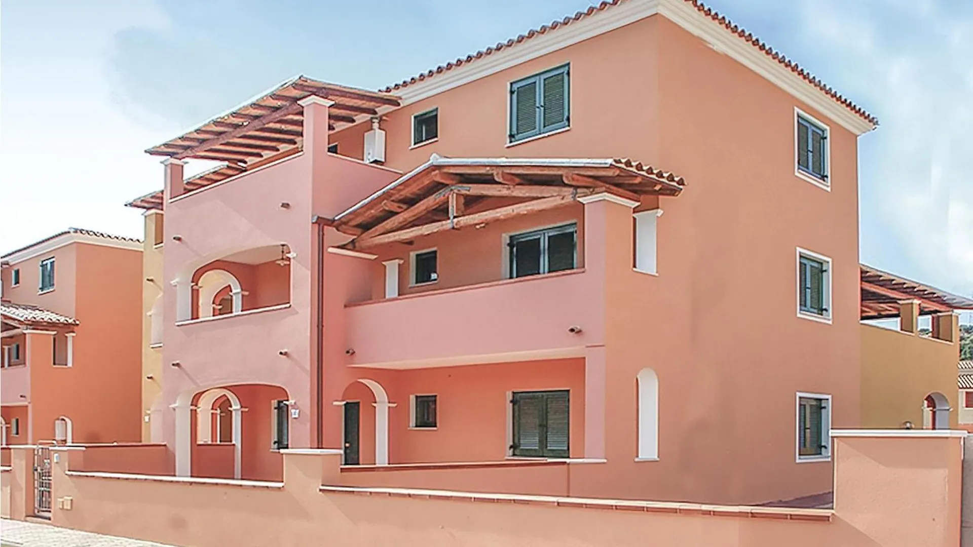 Quadri Apartment Orosei Italy